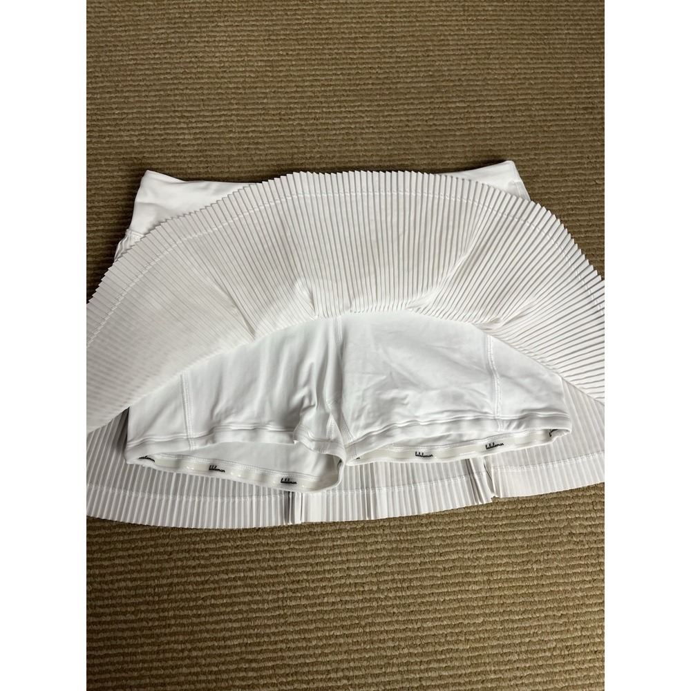 Lululemon Just Pleat It Tennis Skirt Skort White size 6 - Picture 4 of 10
